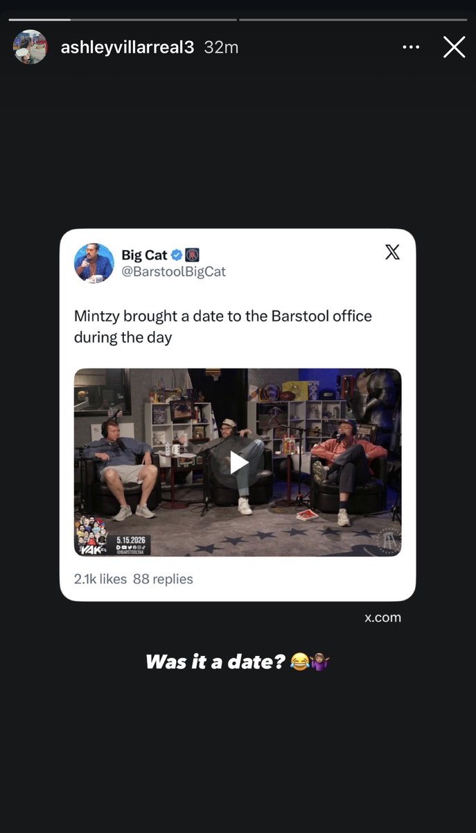 Viva La Stool tweet media