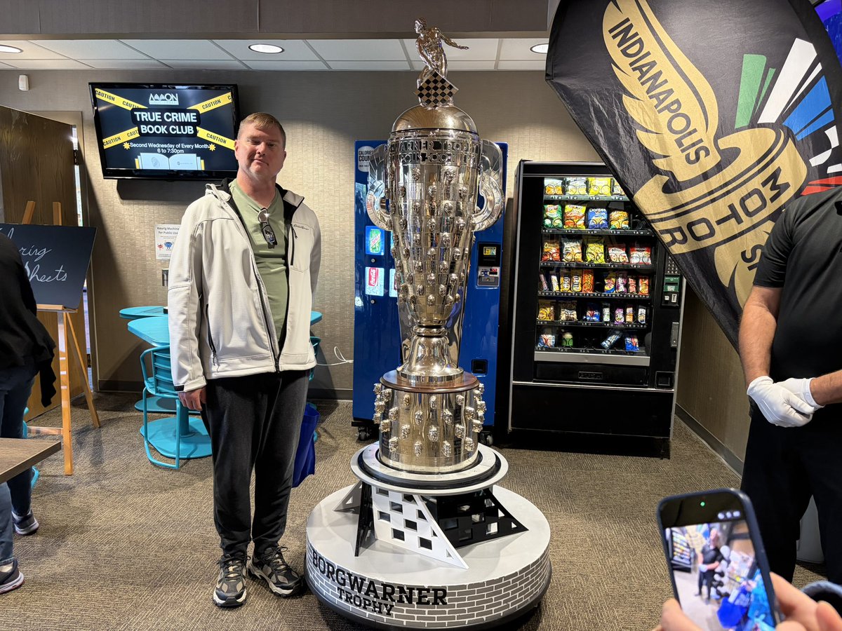 Indianapolis Motor Speedway tweet media