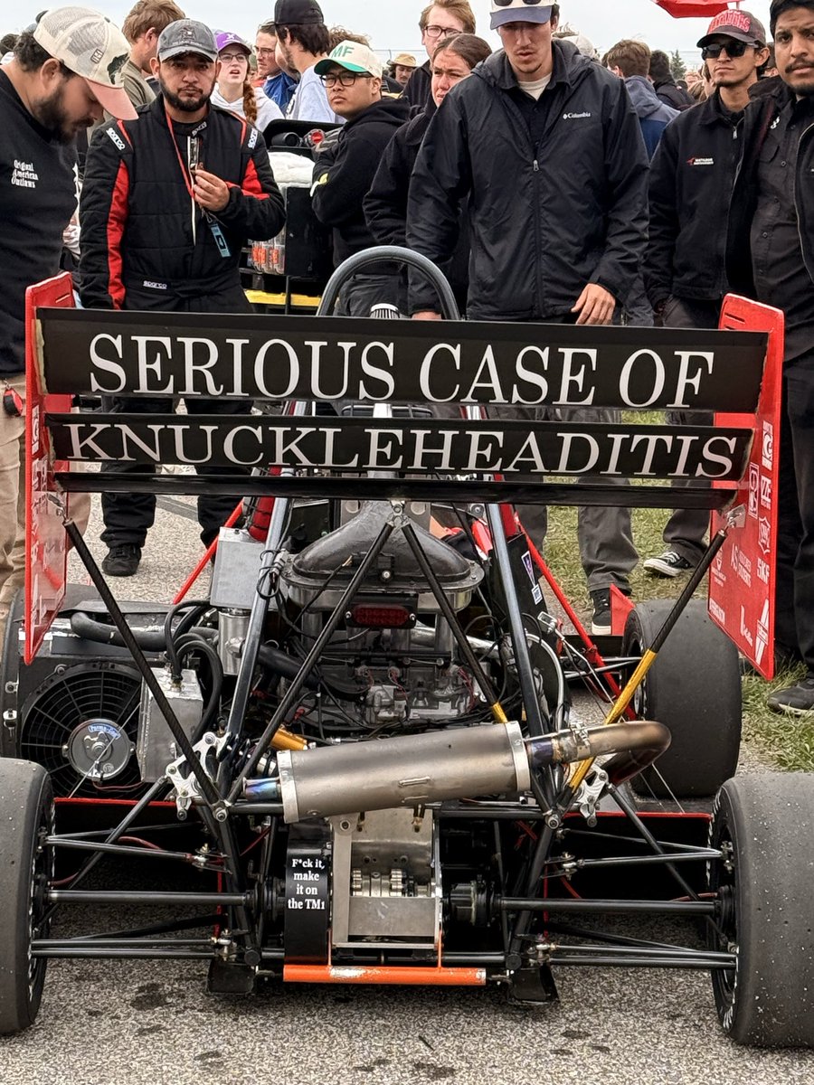 PE_LTD's tweet photo. Here for the wings
#fsae #fsaemichigan https://t.co/lAy0Qs0g9b