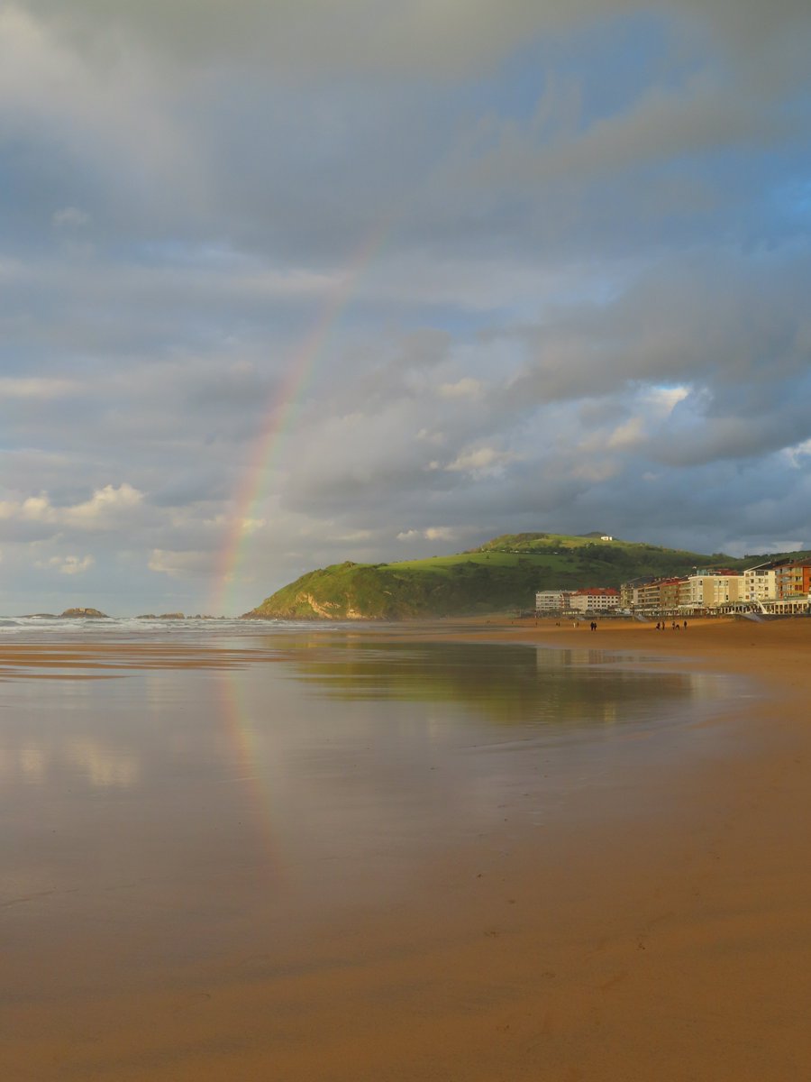 nat_kienya's tweet photo. Nature's palette in #Zarautz. #Basque #Euskara https://t.co/0ASZbNUWGO