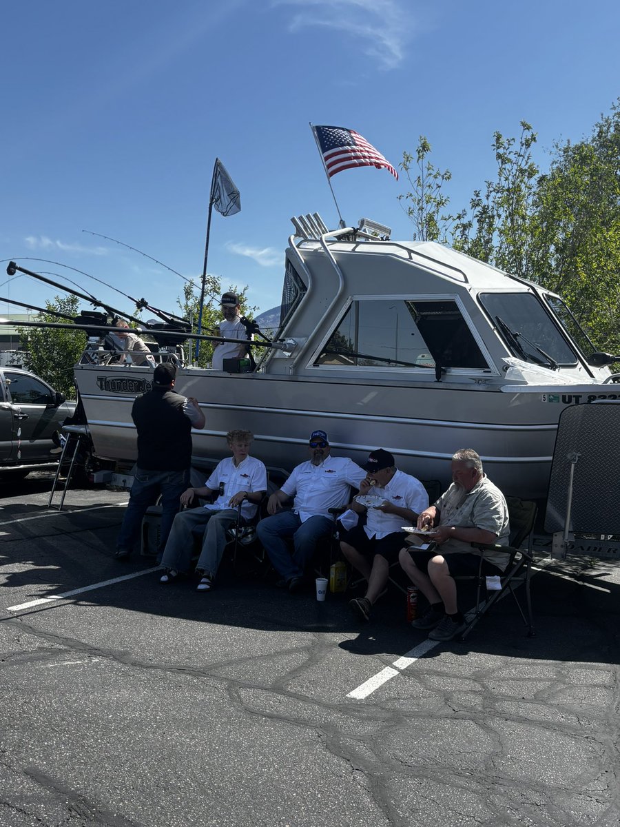 Anglers Den Utah tweet media