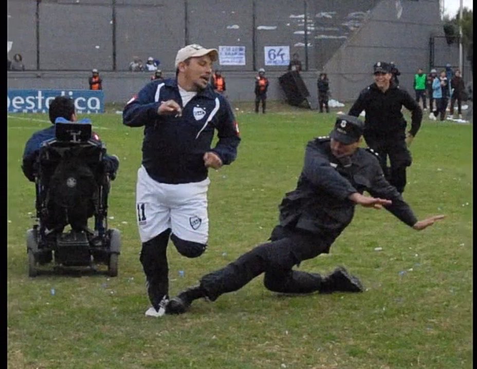 Out Of Context Quilmes tweet media