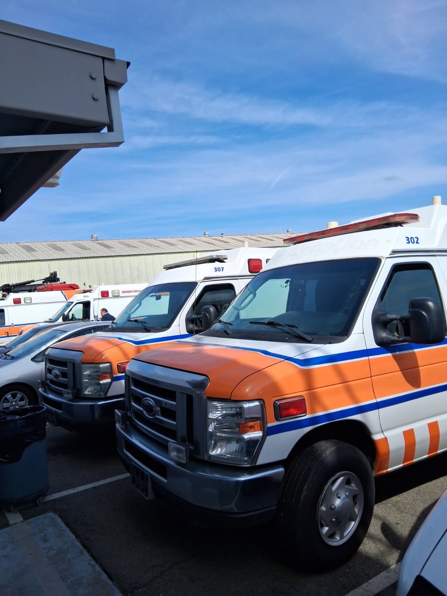 AmbulancesU's tweet photo. As promised the four ambulances from Sacramento are now on their way to Ukraine. While we haven't raised all of the $18000 needed to ship them yet, we decided to have a little faith and send them anyway knowing the funding will come. Thanks to everyone that has donated already. https://t.co/3fpBYsVLeg