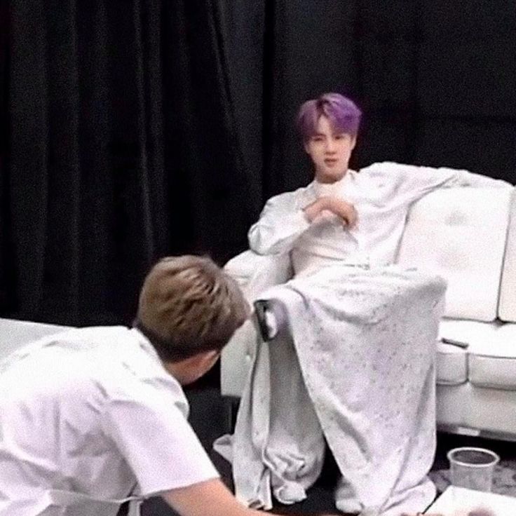 for namjin.💍⊙⊝⊜ tweet media