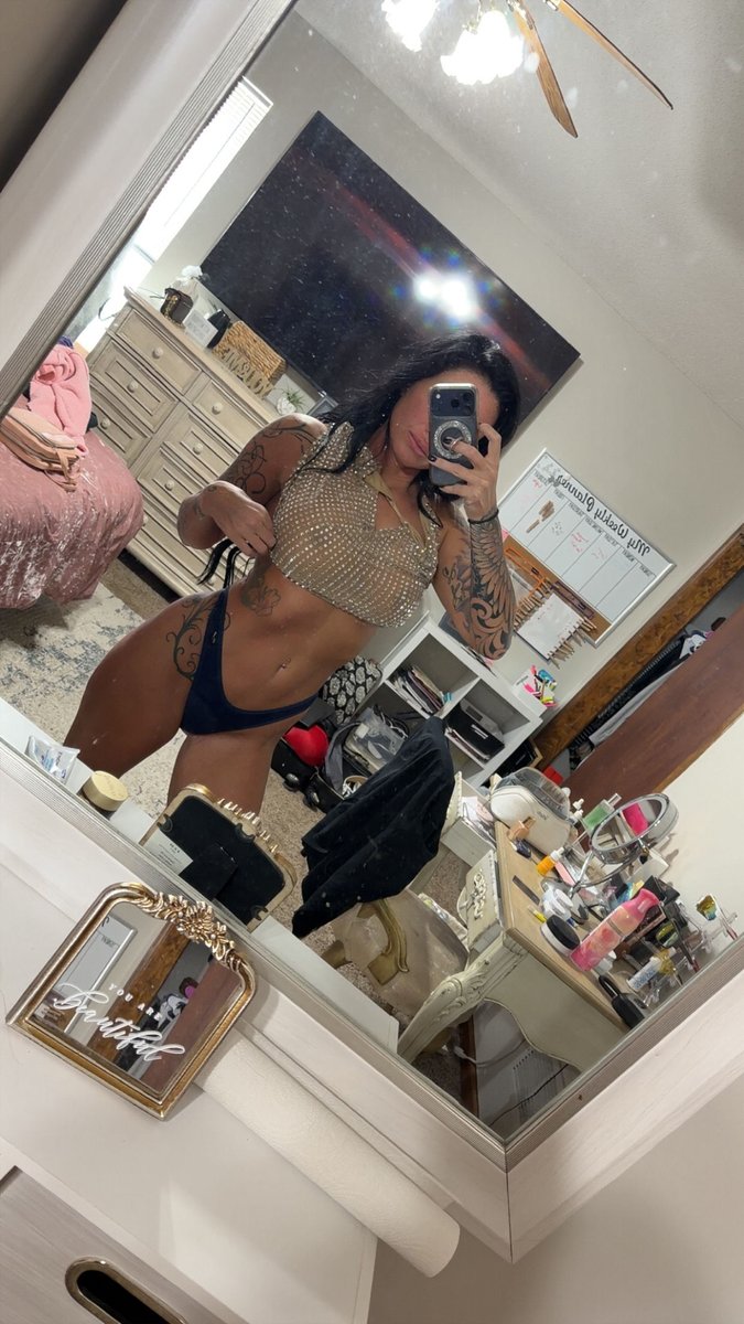 Erika tweet media