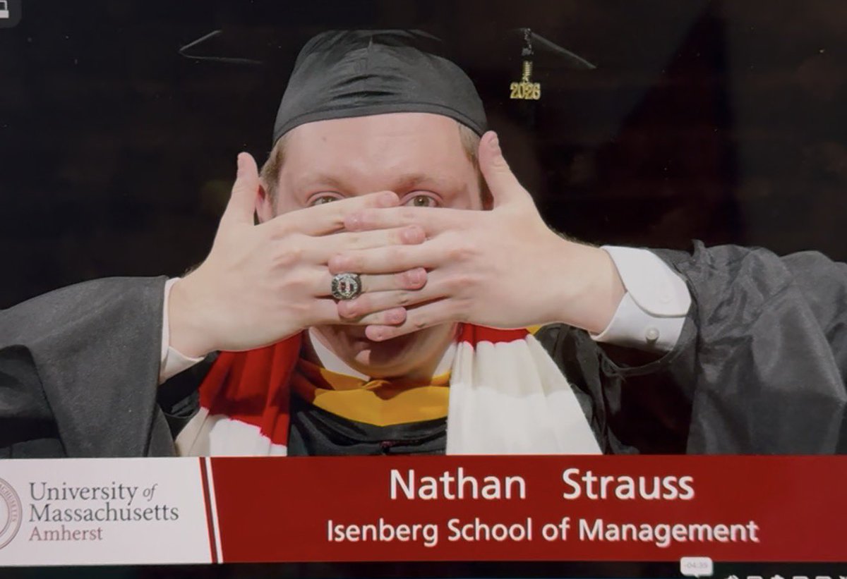 Nathan Strauss tweet media