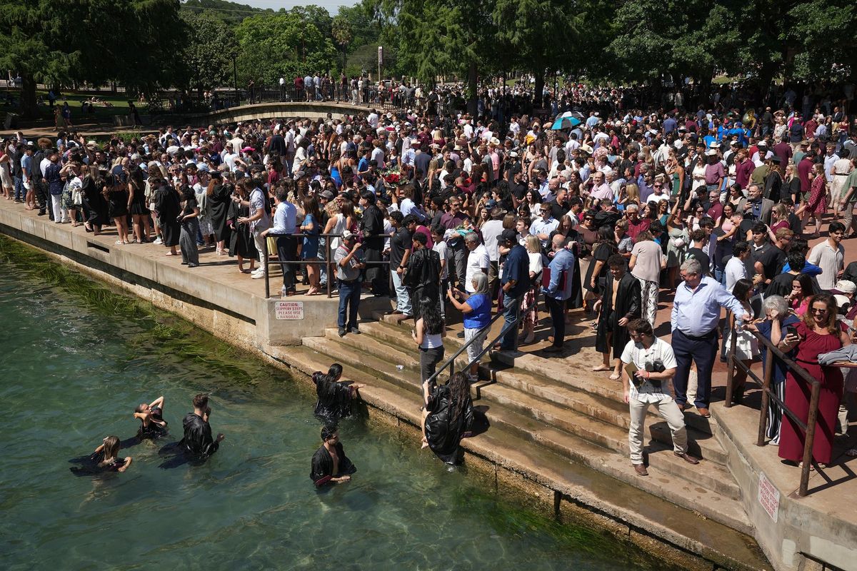 Austin Statesman tweet media