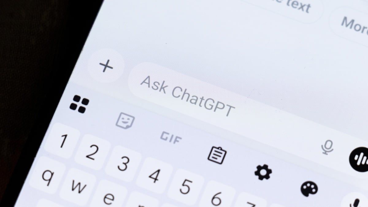 Lifehacker tweet media