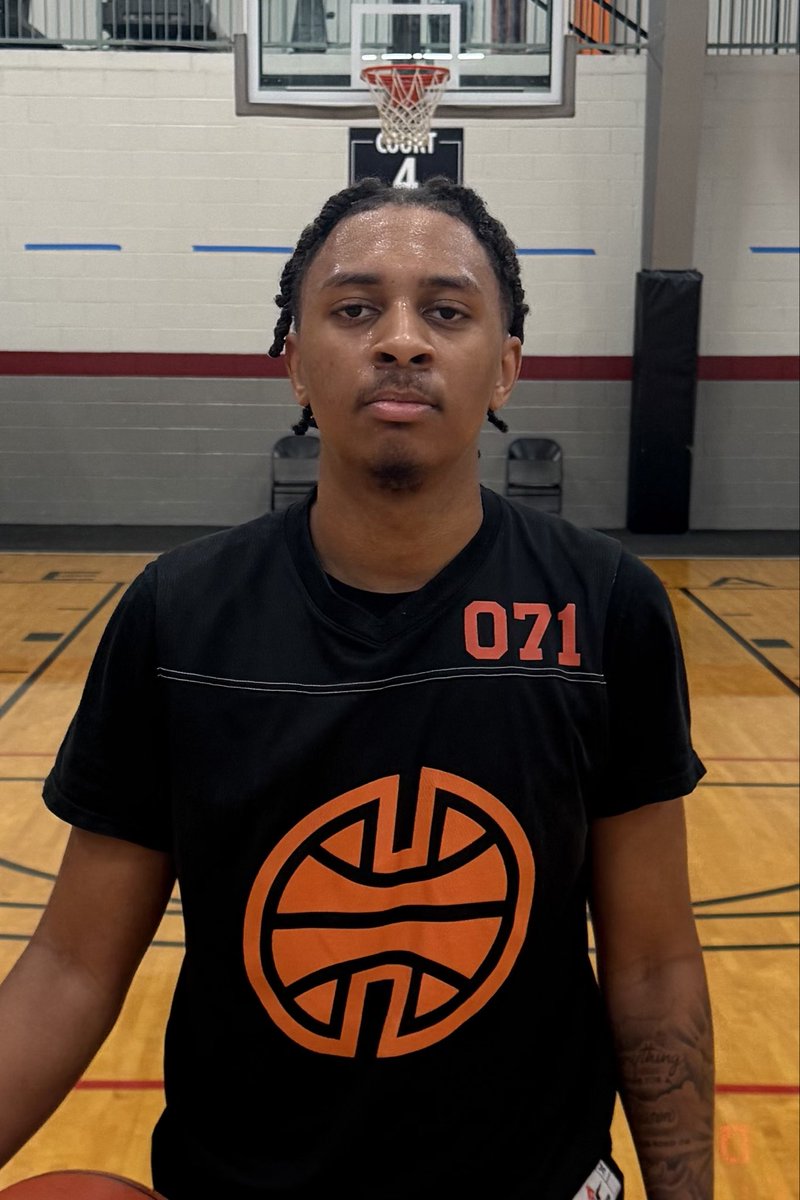 hoopseen's tweet photo. Isaiah Dennis shot the ball well from deep, knocking down six threes and finishing with 22 points. He moved well off the ball to free himself and created opportunities in transition, giving his team a consistent scoring threat from beyond the arc. #AtlantaJUCOJam https://t.co/DIXmk0G8Ra