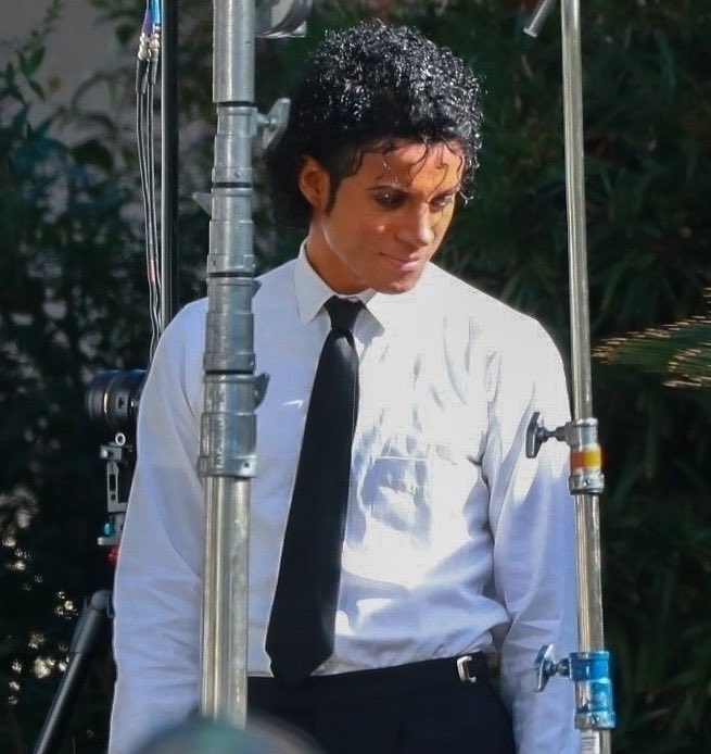 elena 🤍 | mj biopic era 👑 tweet media