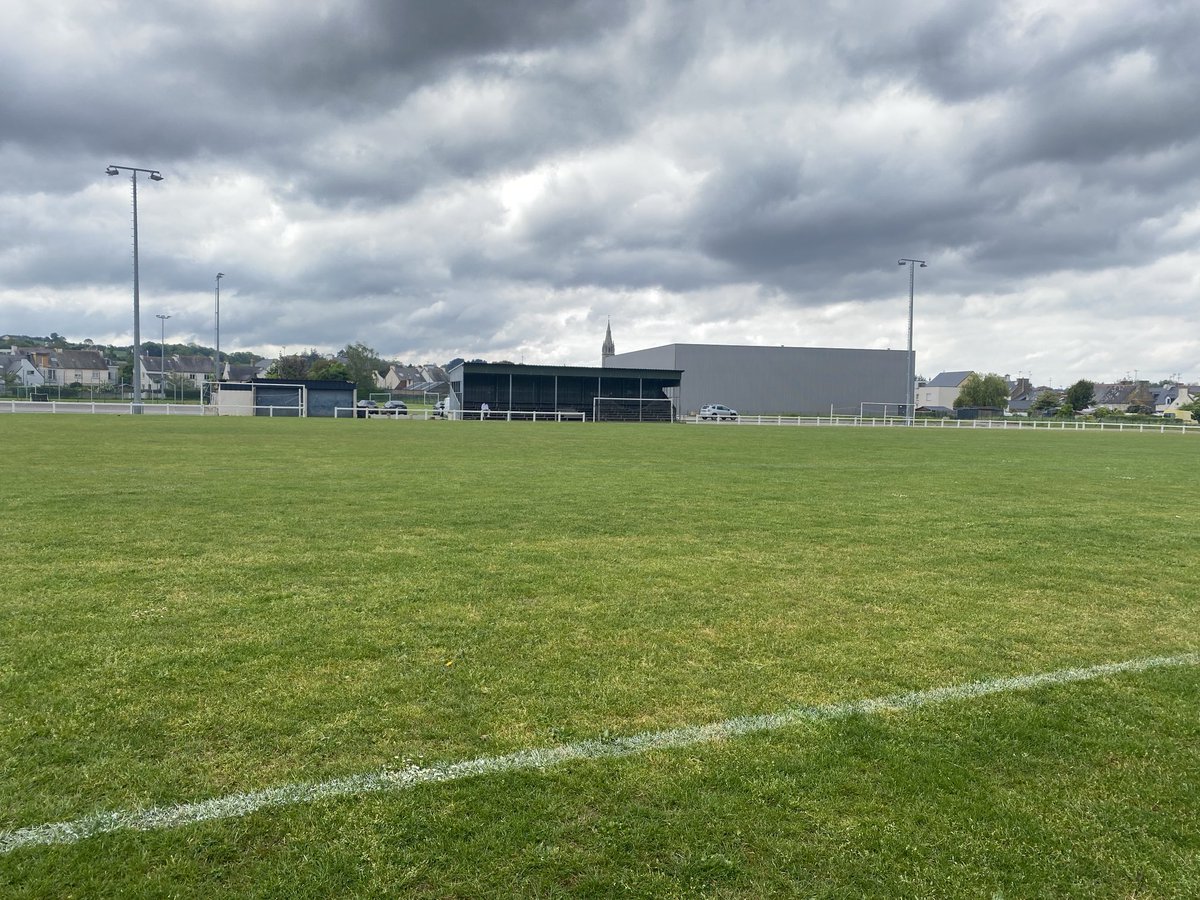 SemeyaStadium44's tweet photo. 📍Yfffiniac ⚫️⚪️Breizh 🏟️ Municipal https://t.co/tIBEdYEIHF
