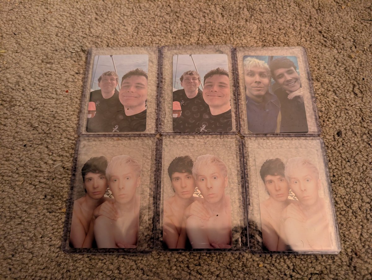 NickySays (Dan and Phil's Bathmat) tweet media