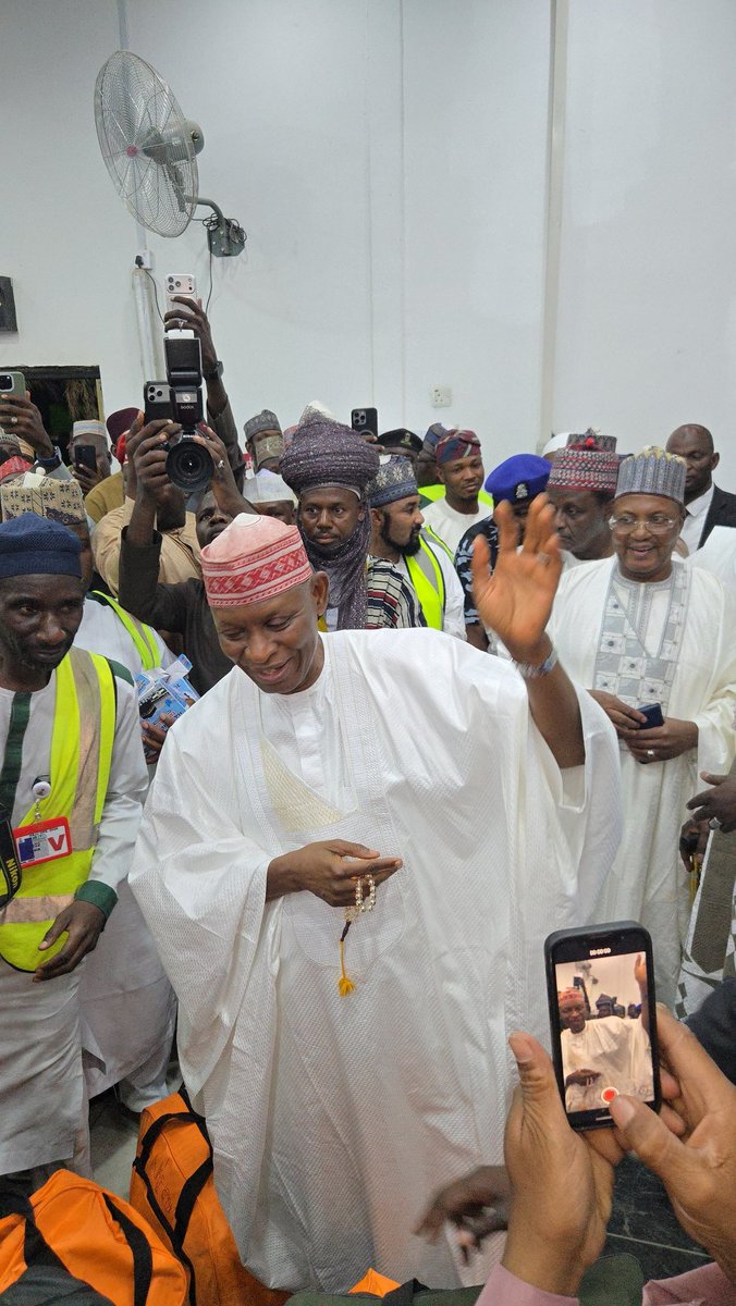 Asad_Mukty's tweet photo. Gov @Kyusufabba arrives Aminu Kano International Airport this night to bid farewell to first batch of intending pilgrims from Kano.

#Hajj2026 https://t.co/TpgHtgEY9t