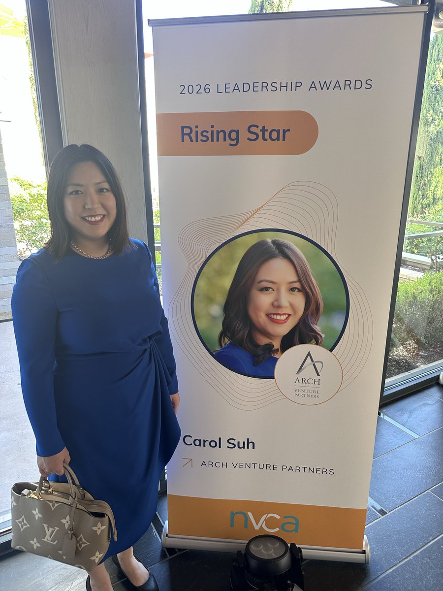 Carol Suh tweet media