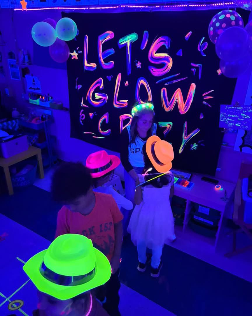 mrsmartinezkids's tweet photo. @NISDSteubing Stallions are still glowing towards the end of the year!! Our students worked so hard on their puzzle progress for @MINDEduOrg ST math, but only one entire class did it 100%!! Congrats to Ms Salazar’s class 💙🩵💚 https://t.co/EKtL0Tw998