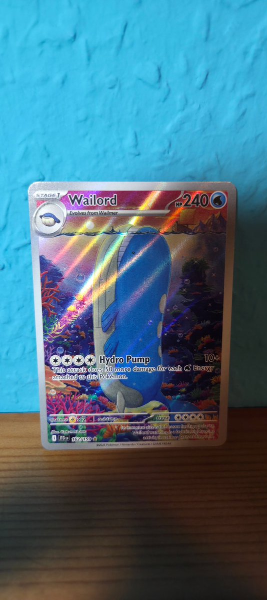 BaseBossYT's tweet photo. Wailord from Journey Together illustrated by Katsunori Sato 🌊🐋 

The colors, the ocean atmosphere, and that MASSIVE Wailord make this artwork stand out so much.

One of the most underrated artworks in the set or not? 👀 https://t.co/rTpIUJAi1J