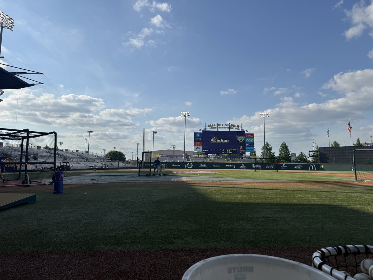 Bbeaty02's tweet photo. 📍Geaux Tigers. https://t.co/D9e0a8HiWC