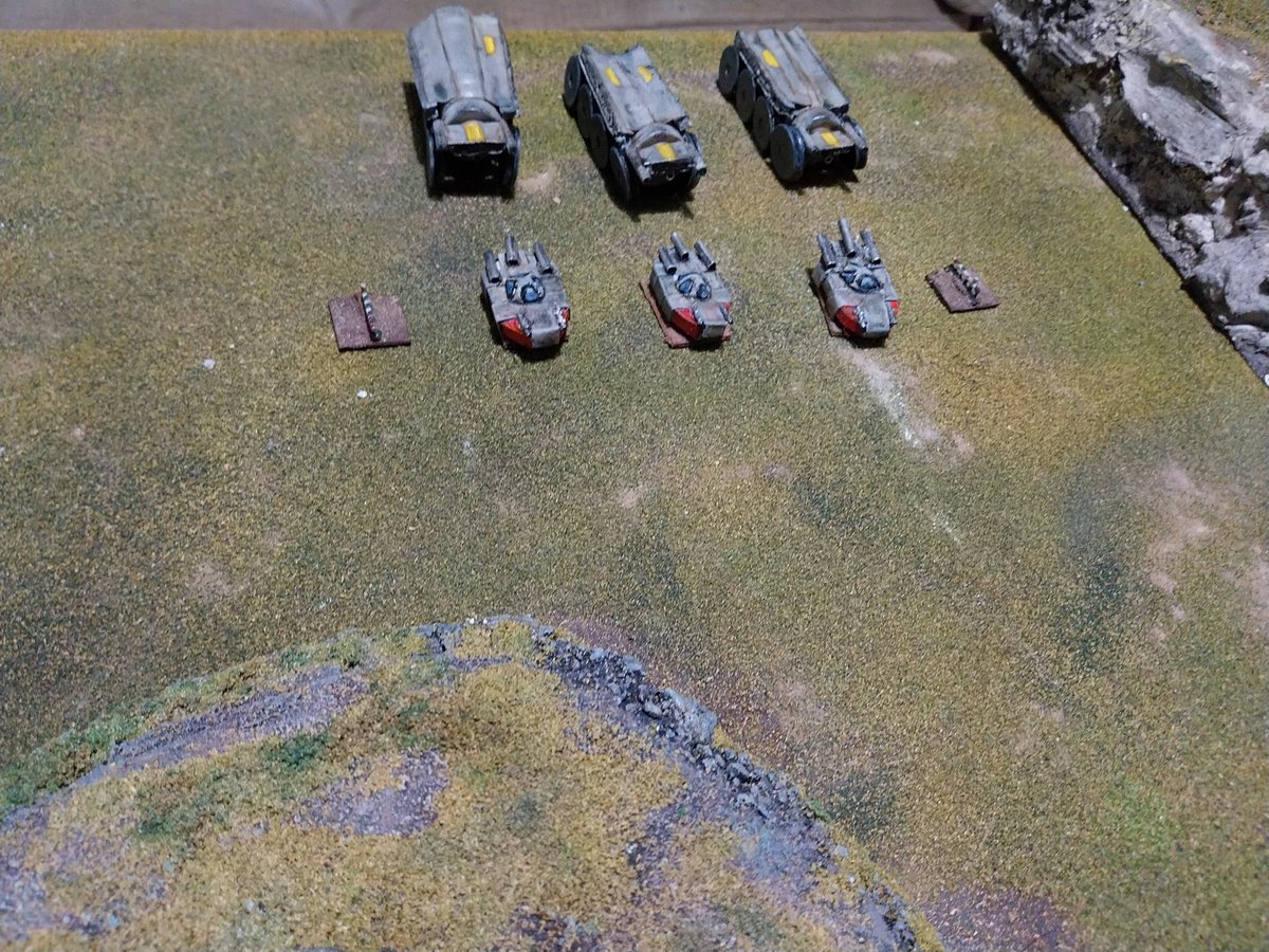 ApocalyseEarth's tweet photo. Rebel cavalry arrives at the start of turn 3 but there's a full company of stormtroopers between them and the main gate https://t.co/GxRvFv4fZn