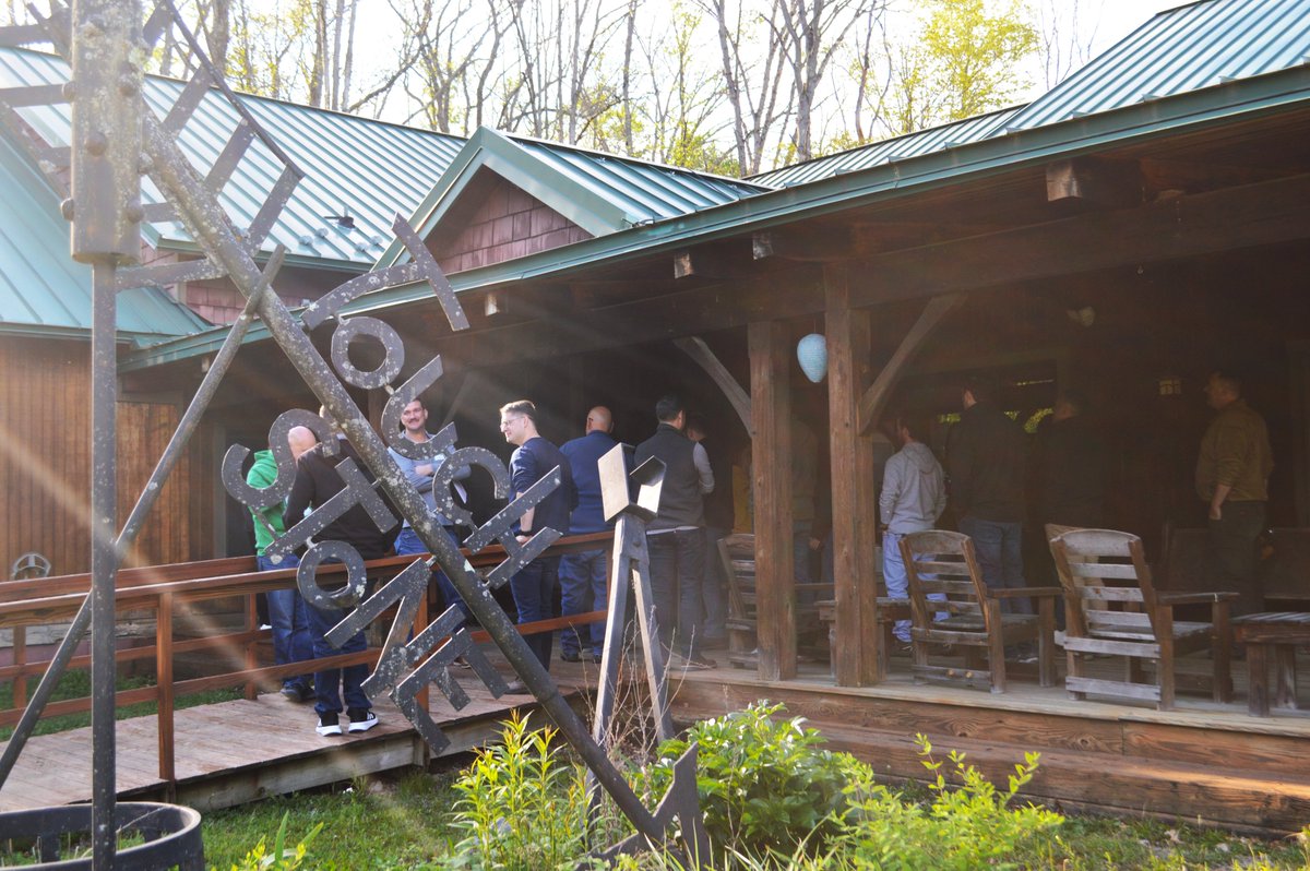 LeadershipPgh's tweet photo. The Community Leadership Course for Veterans XIII cohort kicked off their program year with a two-day retreat in Fayette County.

Participants connected with their cohort, reflected on their leadership styles, and identified goals for their CLCV™ program experience. https://t.co/1mMoz1oOTn