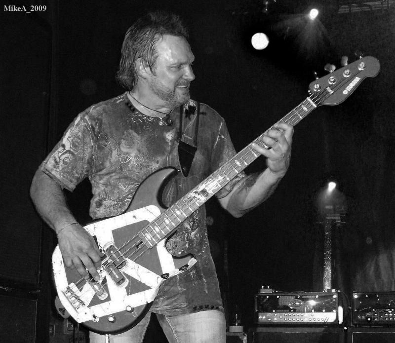 CHICKENFOOT tweet media
