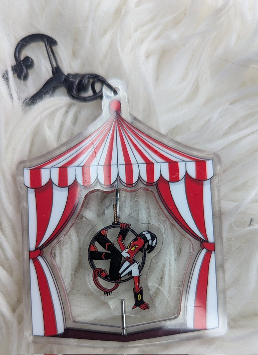 finchscribbles's tweet photo. I thought this new site could do my spinning keychains but it can't...I'm sad, they are my favourites

I still have some but you'll have to get them off my other site TnT https://t.co/U6joieA3Vn