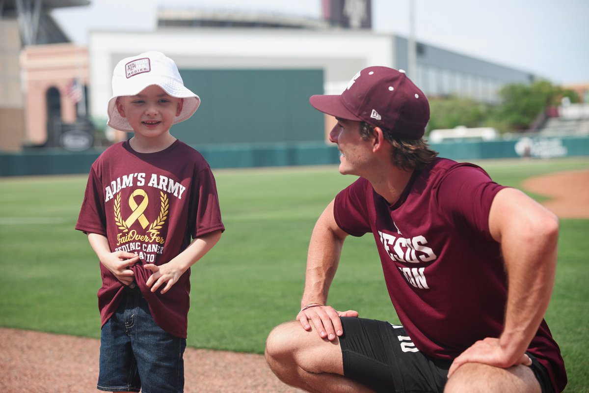 AggieBaseball's tweet photo. Thank you to Children's Memorial Hermann for bringing us the opportunity to meet amazing kids like Carter🤍

#GigEm | @memorialhermann https://t.co/Gc2cn9n6IU