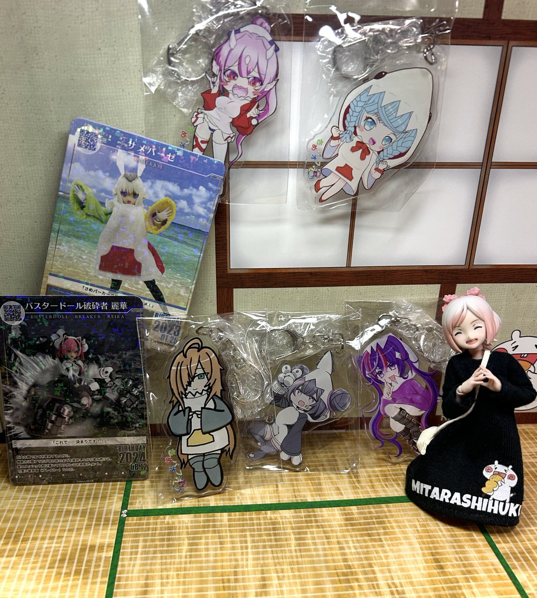 azui_yuen's tweet photo. でうすさん(@deus3228)にサメパ団のキュートなアクキーをいっぱい頂いてしまいました！٩( ᐛ )وﾔｯﾀｰ✨
UGPCも貰っちゃった嬉し🙌( ◍′༥‵*◍)♪

そろそろアクリル物をまとめて飾るやつ買ってこねばッΞ🏃‍➡️ https://t.co/KYUIjyyRnN