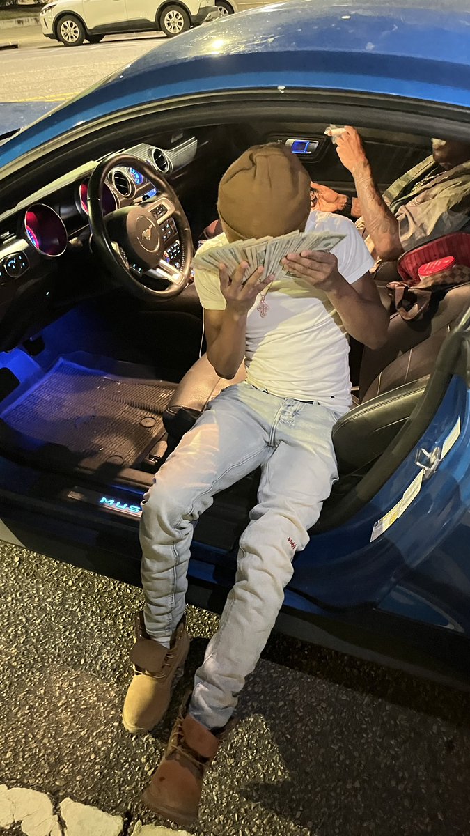 baby bip 🍼 tweet media