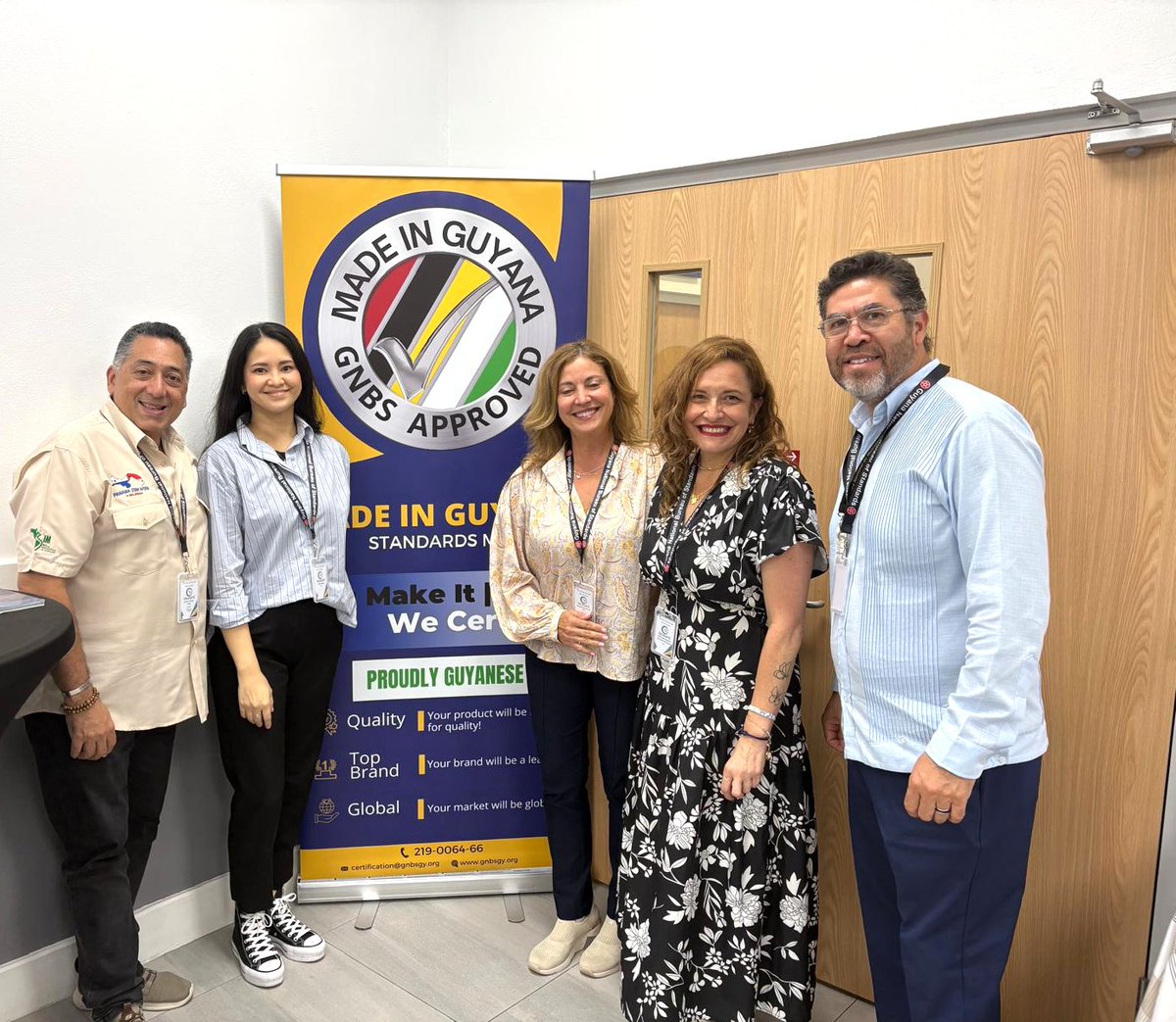 INMdeColombia's tweet photo. El @INMdeColombia como coordinador regional de #ANDIMET e integrante del Consejo Directivo del #SIM, agradecemos al #GNBSG de #Guyana por su hospitalidad durante SIM Week2026. Espacio para fortalecer la colaboración regional que articulen capacidades e impulsen nuestras economías https://t.co/5j79v5p8PJ