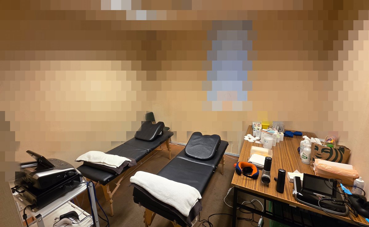 edge_careteam's tweet photo. おはようございます！
チームedge過去最多の同時に5現場でのトレーナーです！
各々現場でしっかりサポートしたいと思います！
#アイラブ坊っちゃん
#ゼロライズ
#舞台エルドラド
#降臨SOUL
#レベッカ
#舞台トレーナー 
#チームedge https://t.co/KrTFQdO1Wm