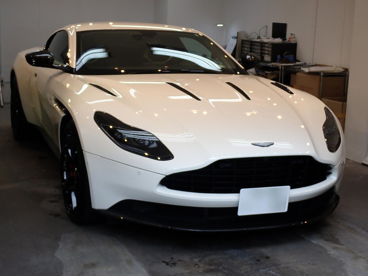 bluebottle_jp's tweet photo. アストンマーティン DB11 AMR 研ぎ澄まされたエクステリアが輝くセラミックコーティング
https://t.co/HMGGCAMgWc
#カーディテーリング
#車磨き
#ウィンドウコーティング
#ホイールコーティング
#セラミックコーティング
#東京都
#世田谷区
#深沢
#アストンマーティン
#astonmartin
#db11 https://t.co/USZElIOGB8