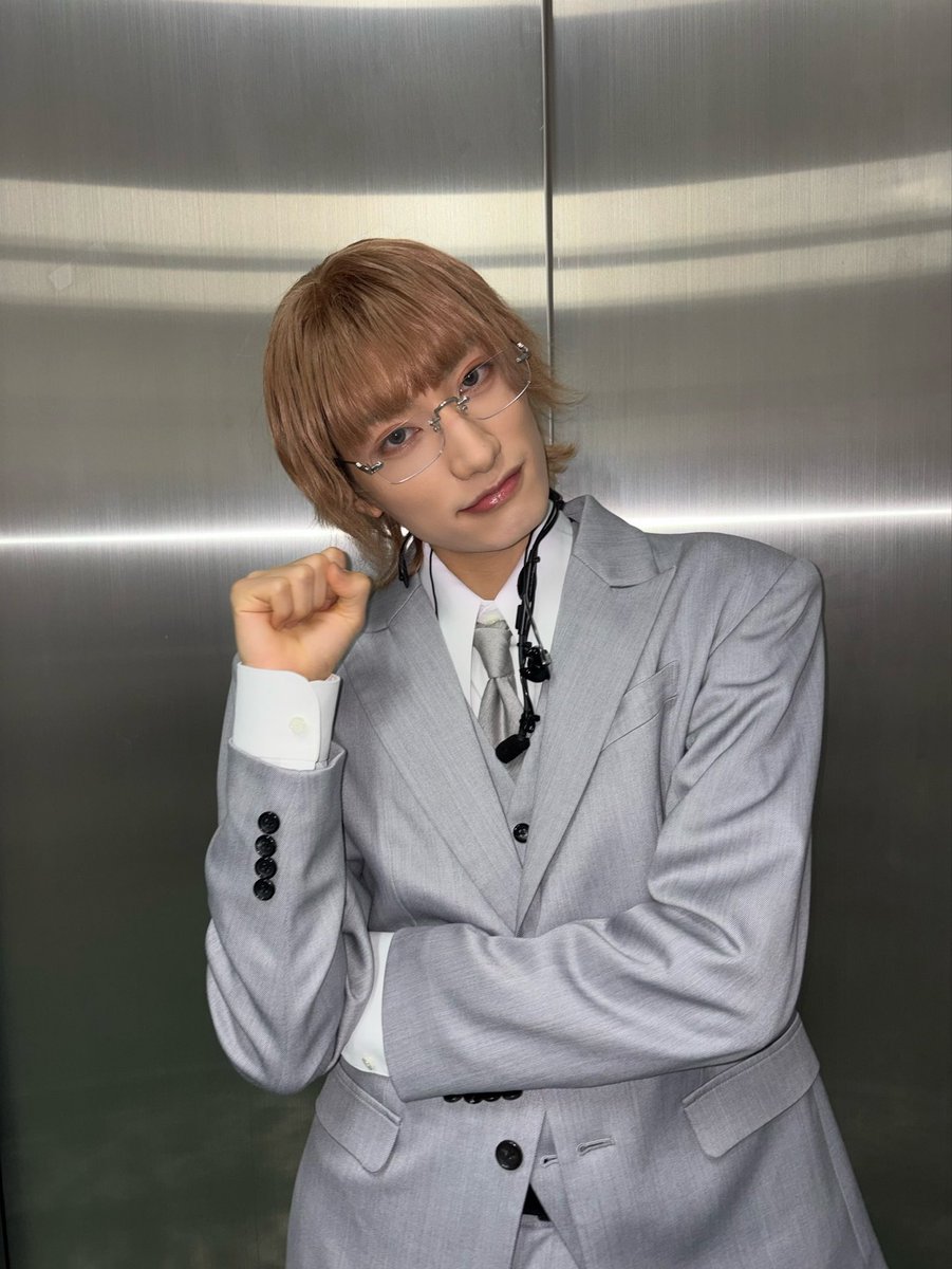 りじちょー tweet media