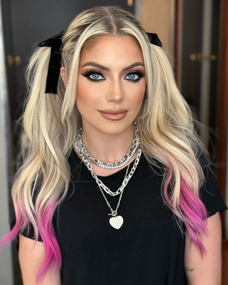 ⛥ Zoey Madison ⛥ tweet media