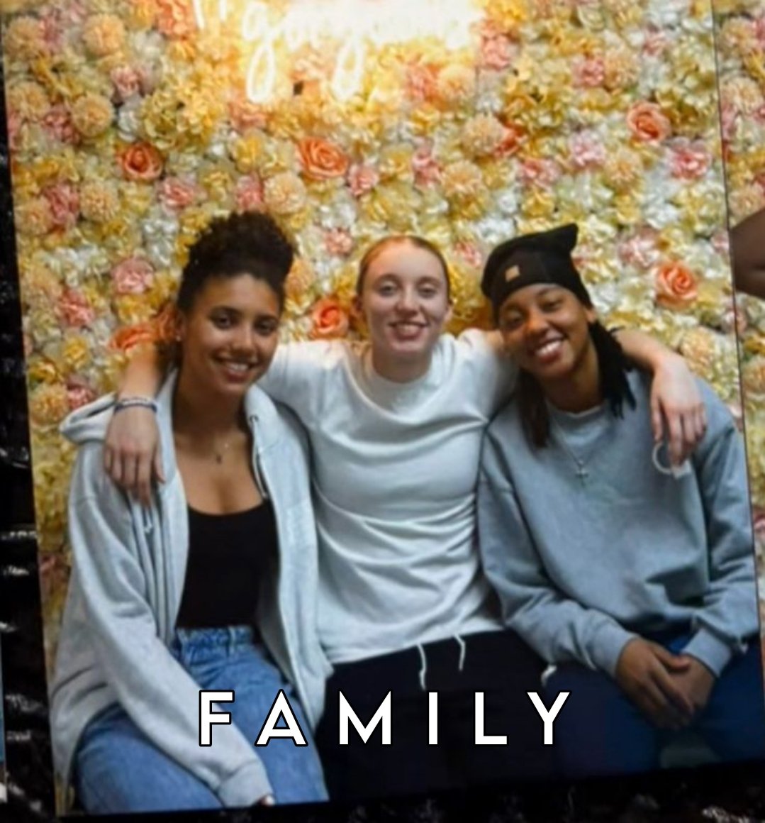 julia ୨୧ | georgia amoore’s gf tweet media