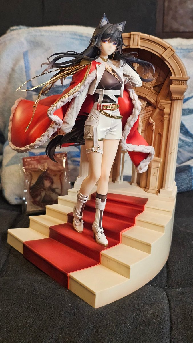 JohnnyG0089's tweet photo. @AmiAmi_English @ArknightsEN haul that arrived today! Lancet-2 Beach Skin, Civilight Eterna Nendoroid (๐ญgod I love her), and Texas the Omertosa "The Throne" Ambience Synesthesia 2024 Myethos Statue! I should show you all my Arknights shelves...
#Arknights #Figure #MerchHaul https://t.co/nVKtqZKSk5