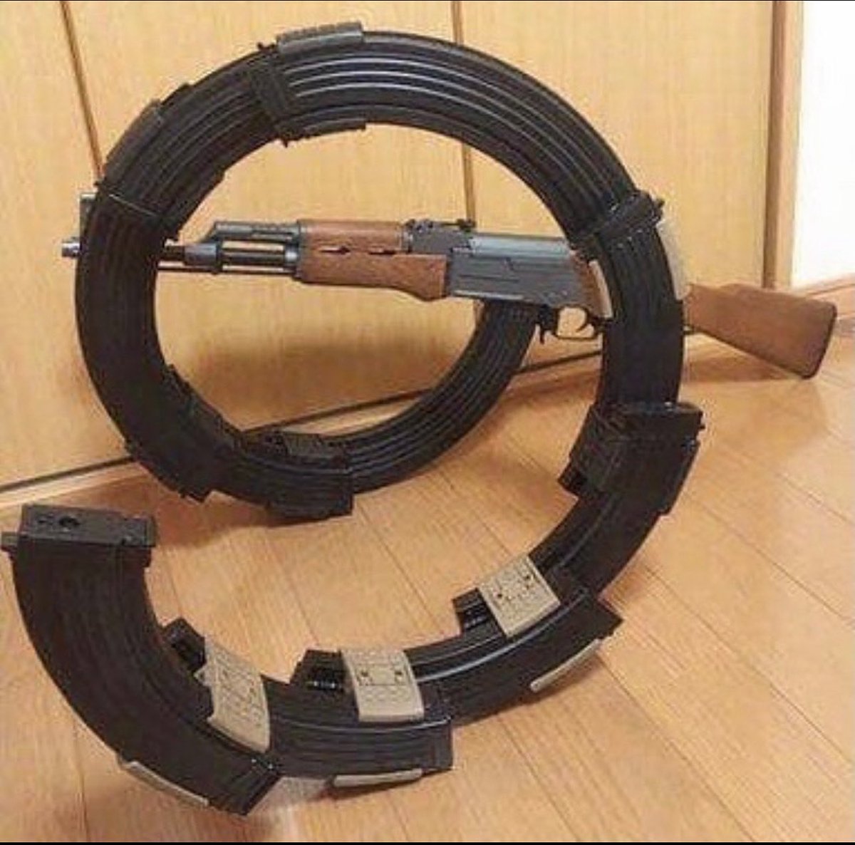 Guns Daily tweet media