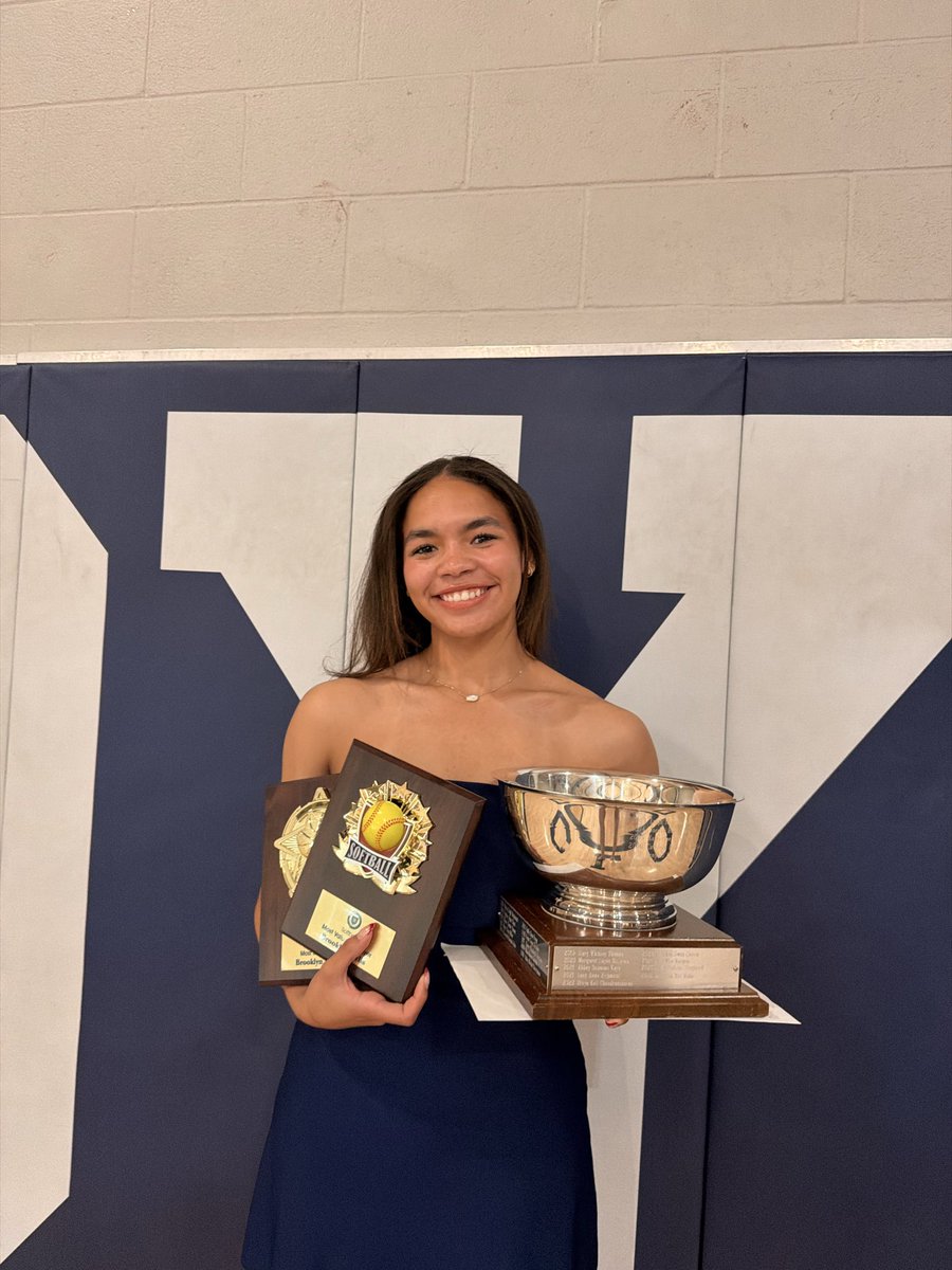 Brooklyn200823's tweet photo. A night of awards!!!

MVP Softball
MIP Basketball 
Roy C. Lytle and Joanne Lytle Award

@UTEPSoftball @OKAthletics https://t.co/GIyztBEYVu