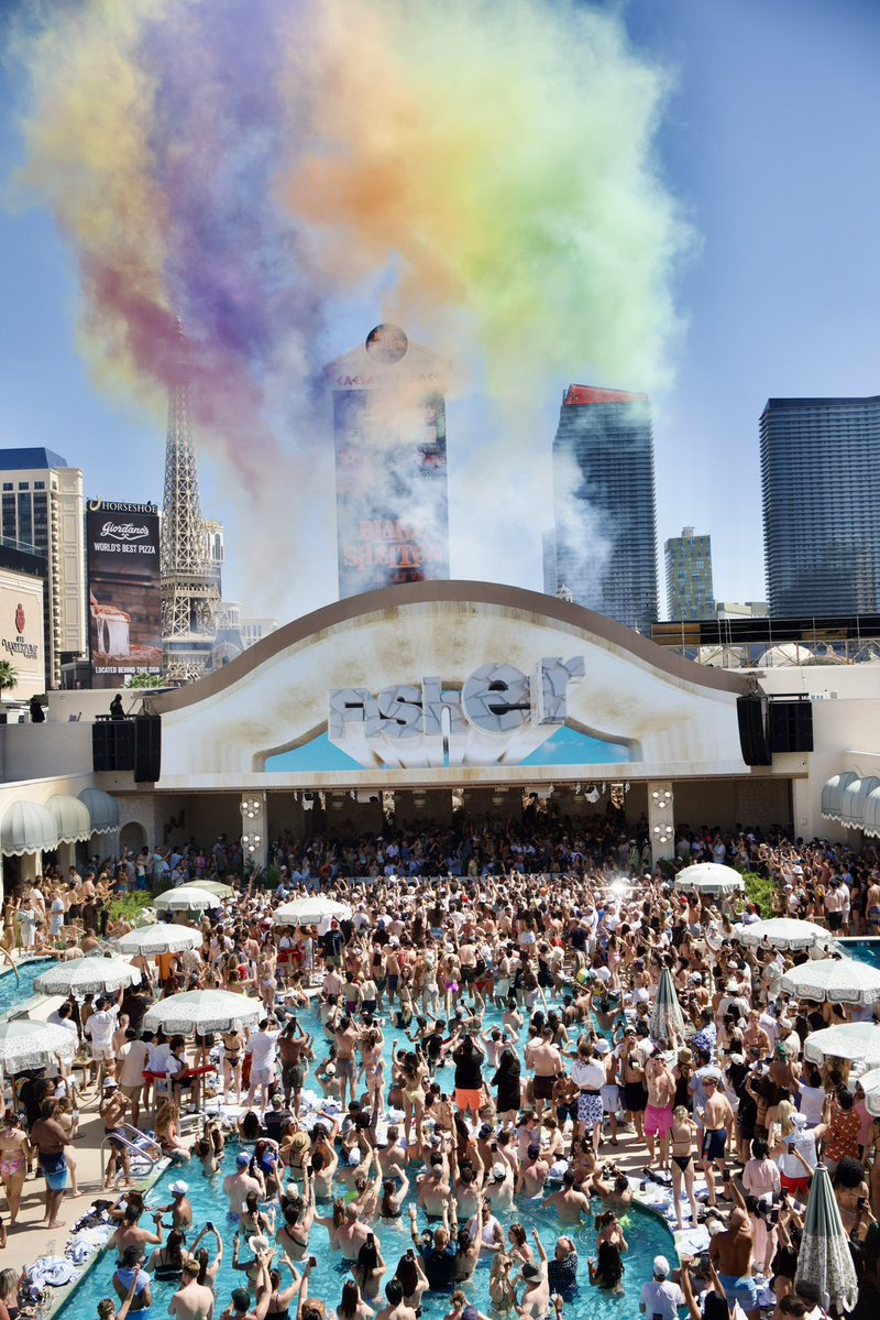 Las Vegas tweet media