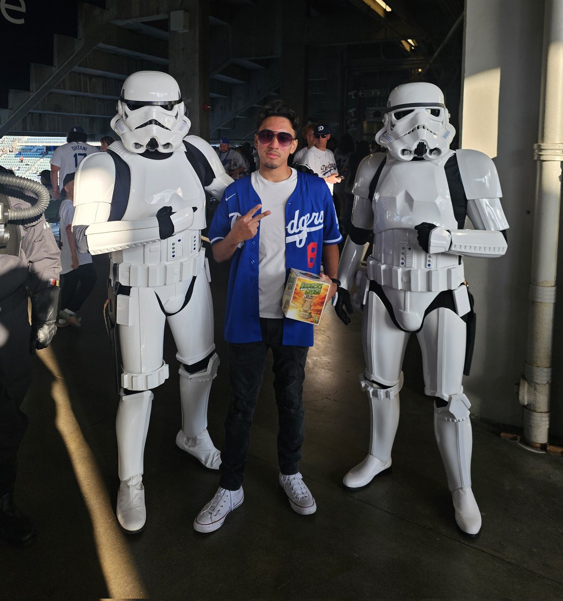 Christian Gonzalez tweet media