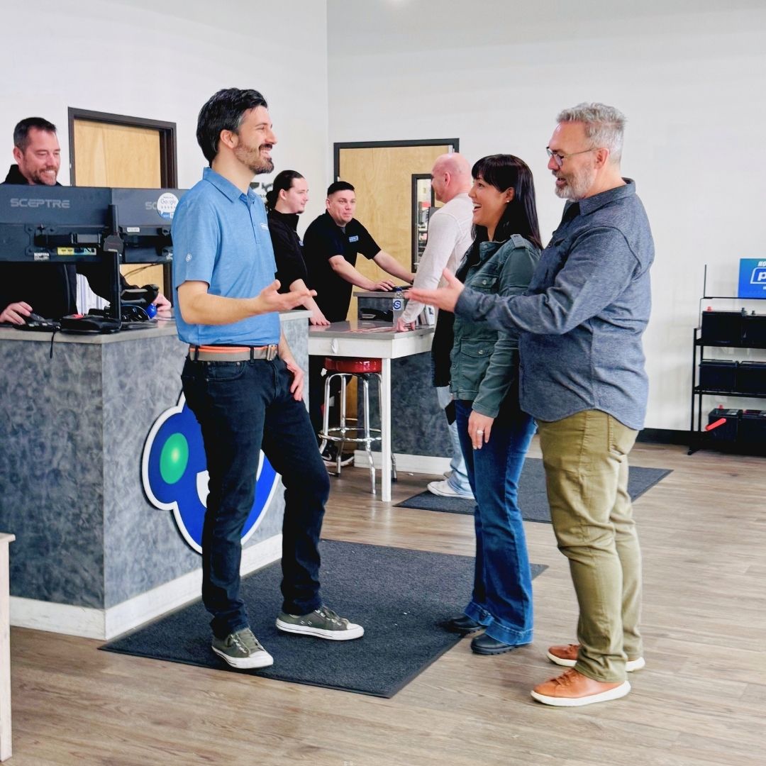 pointsauto's tweet photo. From the moment you walk in, you're in good hands. 👋 Our team is here to answer your questions, walk you through your options, and make sure you leave confident in your car. 

#PointS #CarMaintenance https://t.co/UFnWF2JUVt