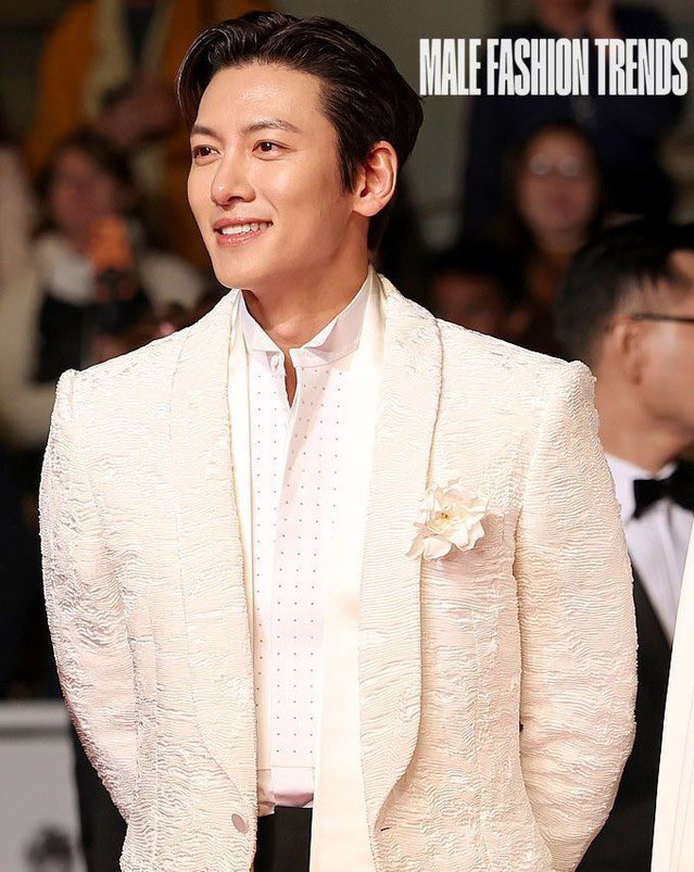 쩰 tweet media