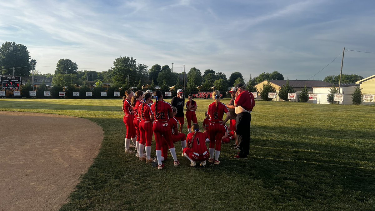 ericcwoods's tweet photo. 🥎 Class 3A Sectional FINAL

For the first time in program history, the Lady Red are going to state. 

CCHS finished with 13 hits and were led by Ellie Proffitt with three. Hailee Hartsell allowed four hits and struck out eight in the circle.

Cocke County 9, Elizabethton 1 https://t.co/9ELNndVISK