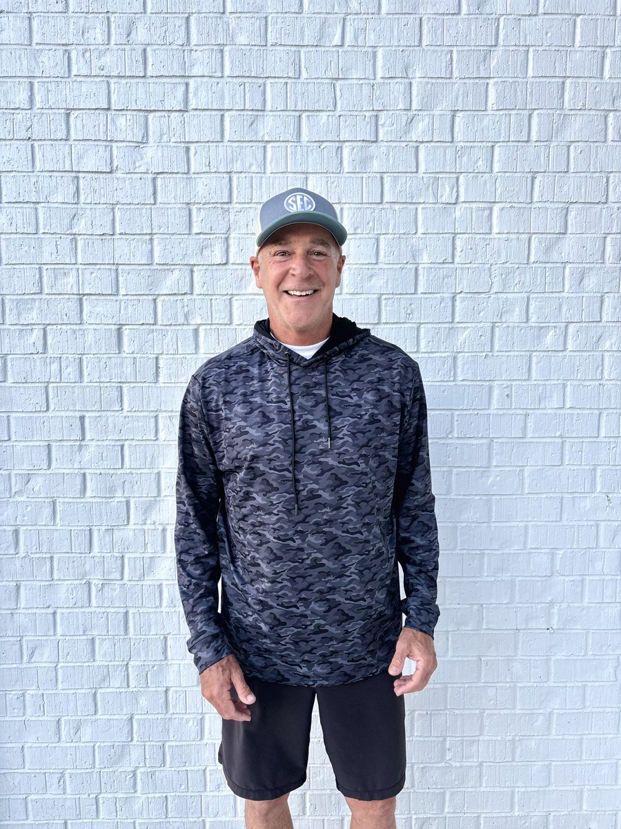 CoachJimmyDykes's tweet photo. Thank you @inwardhalfgolf for the new golf hoodie. High quality gear 👊🏼 https://t.co/v62s9EX86z