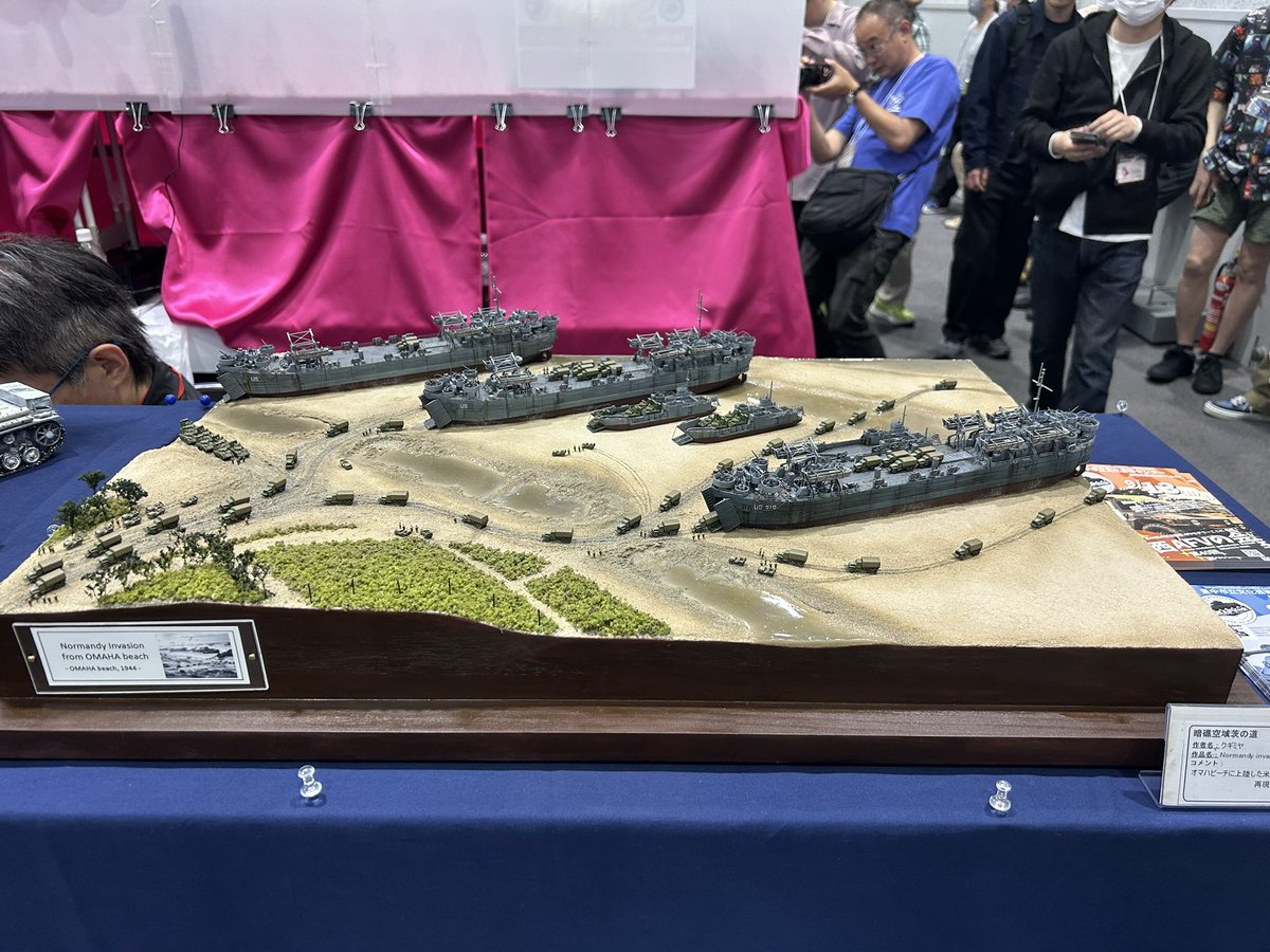 AFVmodeler's tweet photo. もうすぐ始まりますね。
暗礁空域茨の道にて2作品展示しています。
よろしくお願いします。 https://t.co/CHf90n0aEo