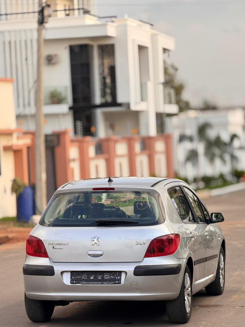 Amaan_Autos tweet media