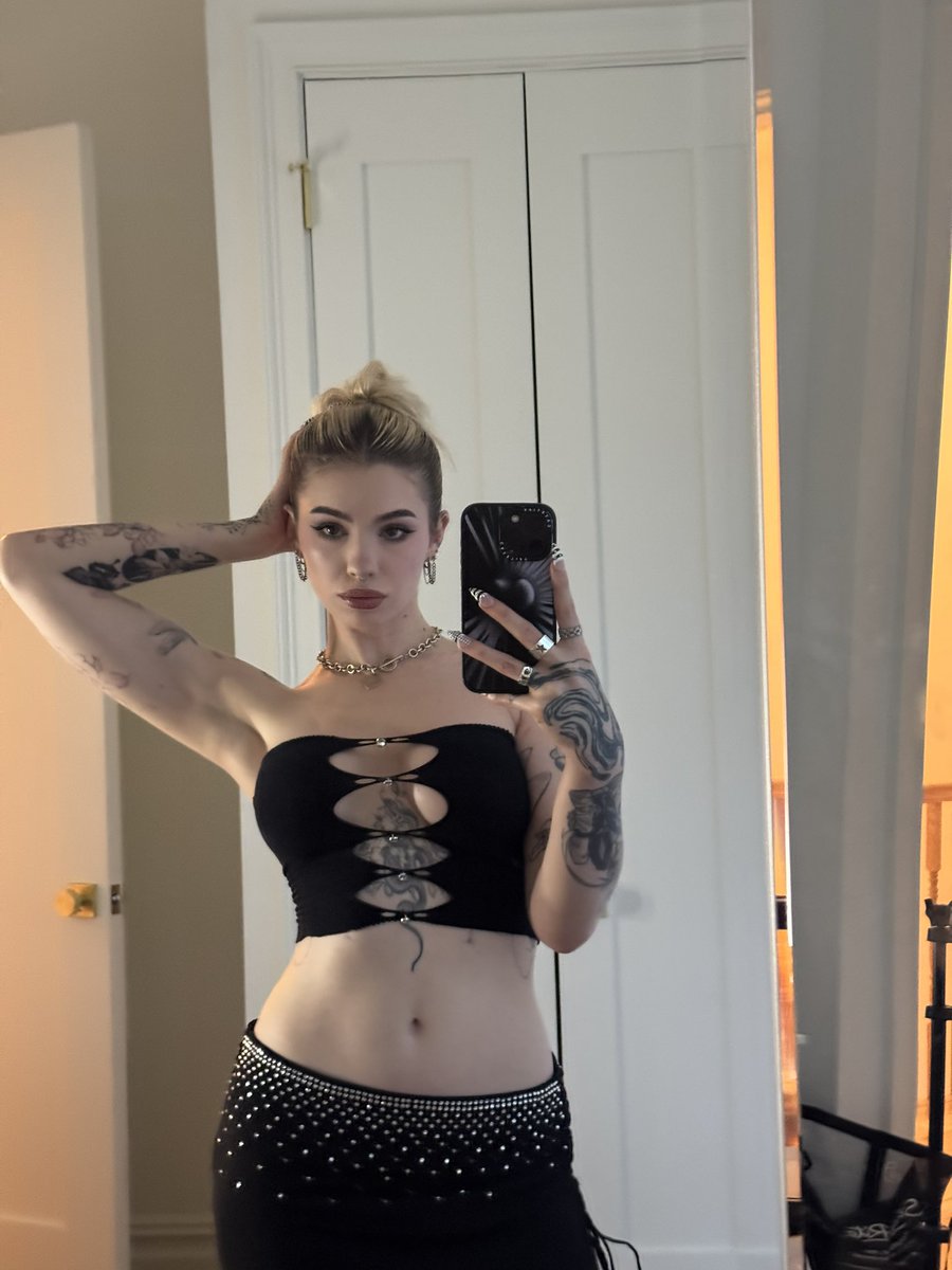 emily tweet media