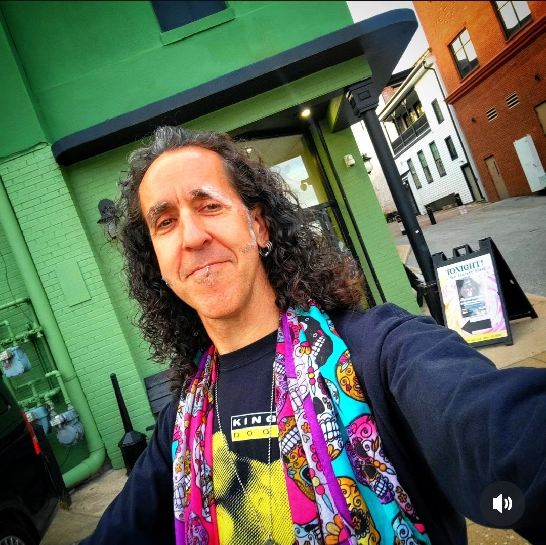 funkboynyc's tweet photo. It's Friday night. So this can only mean one thing! Time to play with Corey Glover's Soul Experience in Kennett Square, PA. Your pal, Ivan, on Fender bass and backing vocals. https://t.co/13CiYhDMsL