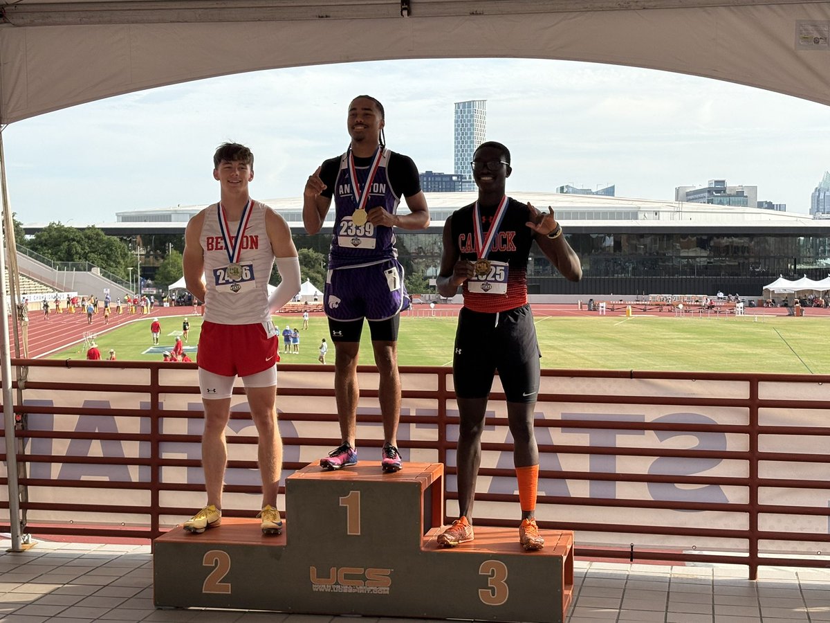 lancelahnert's tweet photo. How bout this from Caprock!
Senior Alhosan Sherrif earns bronze in 110 meter hurdles!
- was the wildcard
- first state track medal for The Rock since 2016 Kang Lueth bronze in the 800
@uiltexas @KaleSteed @freeman_rowdy @ZachWoodardTV @DrJ_Hef https://t.co/YtwBhtlsFu