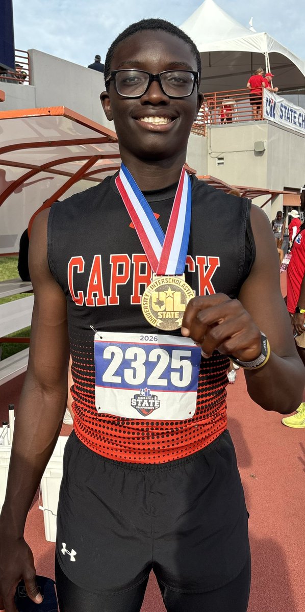 lancelahnert's tweet photo. How bout this from Caprock!
Senior Alhosan Sherrif earns bronze in 110 meter hurdles!
- was the wildcard
- first state track medal for The Rock since 2016 Kang Lueth bronze in the 800
@uiltexas @KaleSteed @freeman_rowdy @ZachWoodardTV @DrJ_Hef https://t.co/YtwBhtlsFu