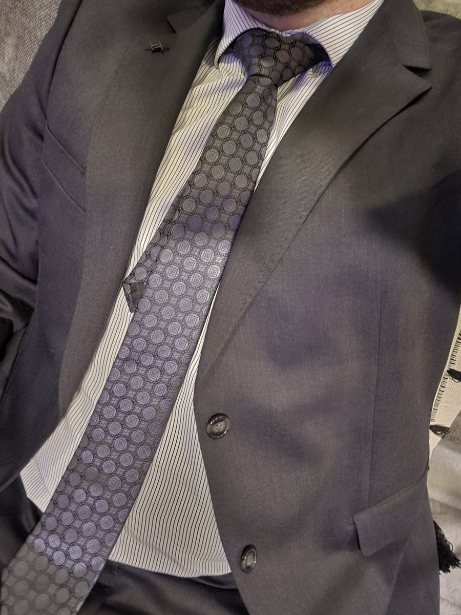 A Suited Man of The Sartoriate tweet media